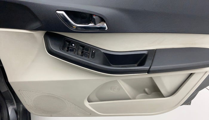 2022 Tata Tiago XZ PLUS CNG, CNG, Manual, 35,460 km, Driver Side Door Panels Control