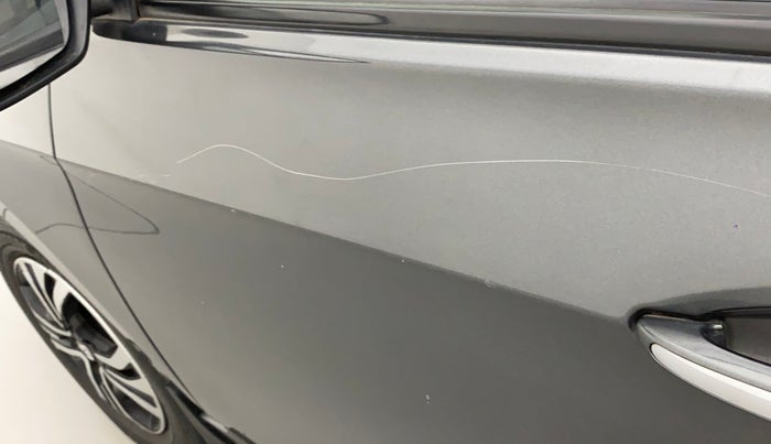 2022 Tata Tiago XZ PLUS CNG, CNG, Manual, 35,460 km, Front passenger door - Minor scratches