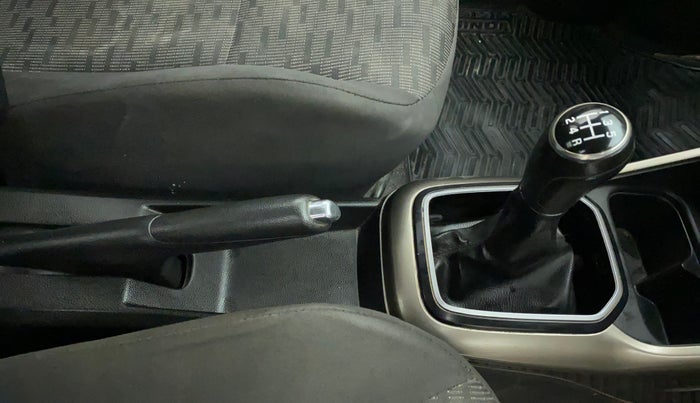 2017 Maruti IGNIS DELTA 1.2, Petrol, Manual, 51,497 km, Gear Lever