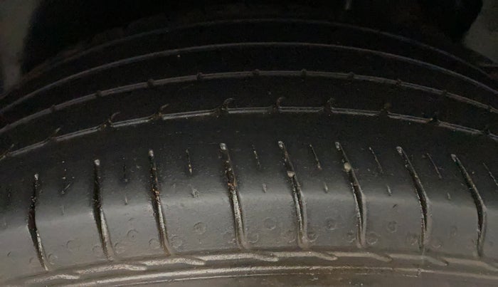 2022 KIA SELTOS HTK 1.5 PETROL, Petrol, Manual, 25,888 km, Left Rear Tyre Tread