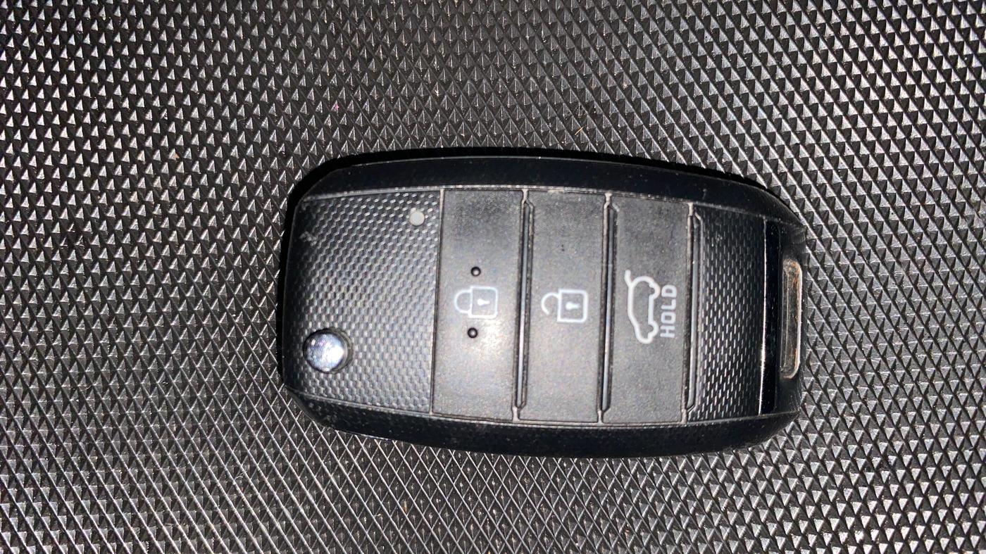 2022 KIA SELTOS HTK 1.5 PETROL, Petrol, Manual, 25,888 km, Key Close Up