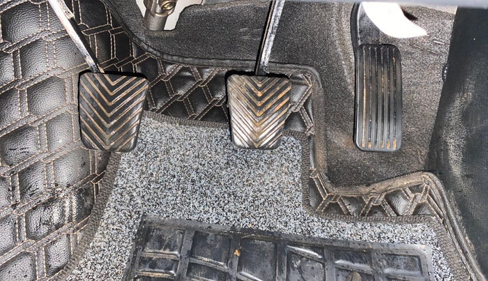 2022 KIA SELTOS HTK 1.5 PETROL, Petrol, Manual, 25,888 km, Pedals