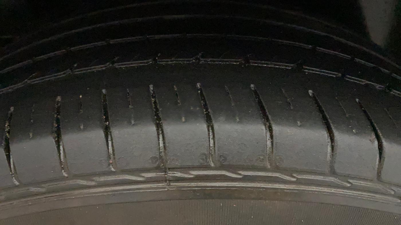 2022 KIA SELTOS HTK 1.5 PETROL, Petrol, Manual, 25,888 km, Right Rear Tyre Tread