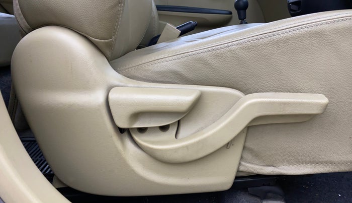 2015 Honda Brio S MT, Petrol, Manual, 47,790 km, Driver Side Adjustment Panel