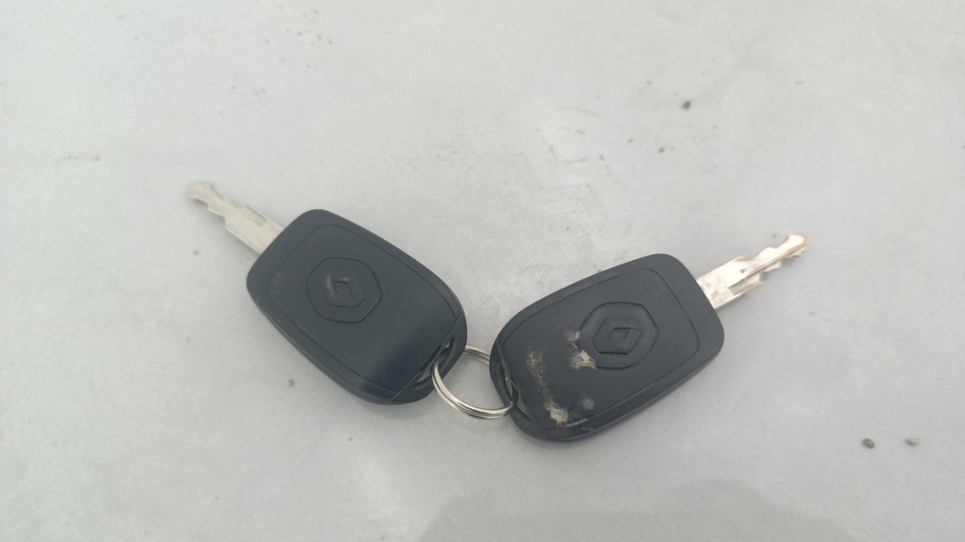 2015 Renault Kwid RXL, Petrol, Manual, 36,249 km, Key Close Up