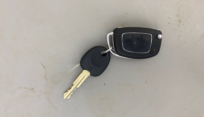 2013 Hyundai i20 SPORTZ 1.2, Petrol, Manual, 69,597 km, Key Close Up