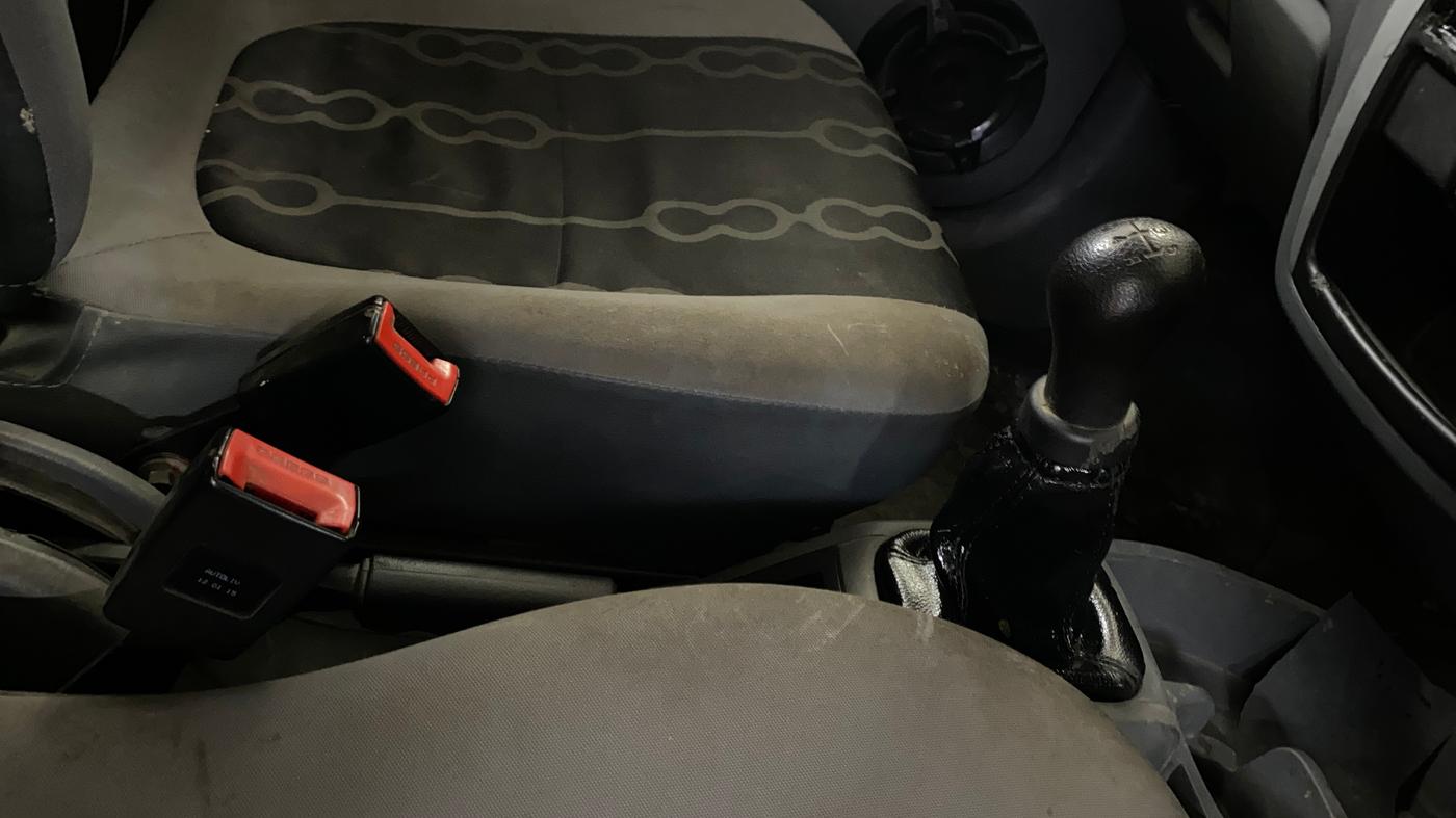 2015 Maruti Alto 800 LXI, Petrol, Manual, 28,140 km, Gear Lever