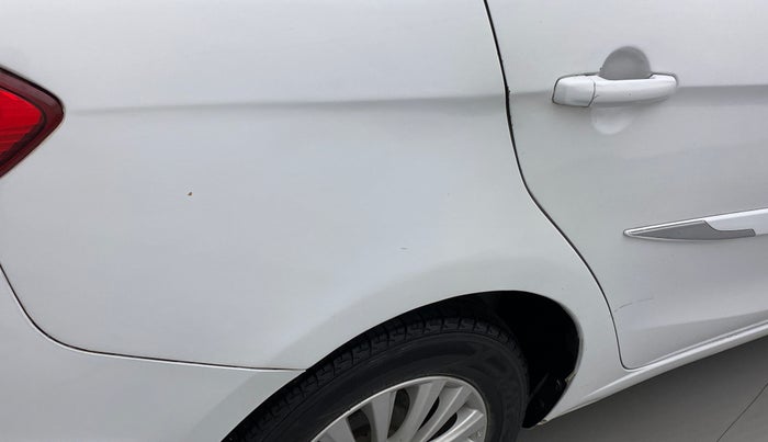 2018 Maruti Ciaz DELTA 1.5 SHVS MT PETROL, Petrol, Manual, 63,942 km, Right quarter panel - Minor scratches