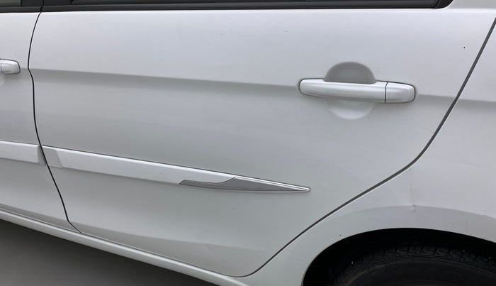 2018 Maruti Ciaz DELTA 1.5 SHVS MT PETROL, Petrol, Manual, 63,942 km, Rear left door - Minor scratches