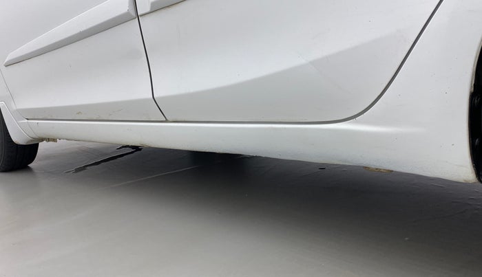 2018 Maruti Ciaz DELTA 1.5 SHVS MT PETROL, Petrol, Manual, 63,942 km, Left running board - Minor scratches