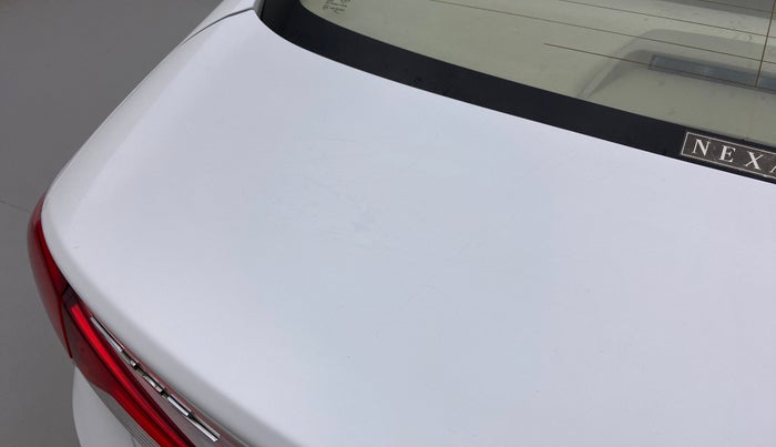 2018 Maruti Ciaz DELTA 1.5 SHVS MT PETROL, Petrol, Manual, 63,942 km, Dicky (Boot door) - Minor scratches