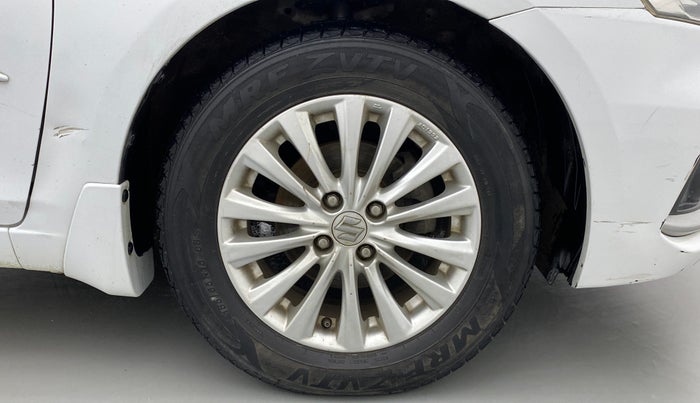 2018 Maruti Ciaz DELTA 1.5 SHVS MT PETROL, Petrol, Manual, 63,942 km, Right Front Wheel