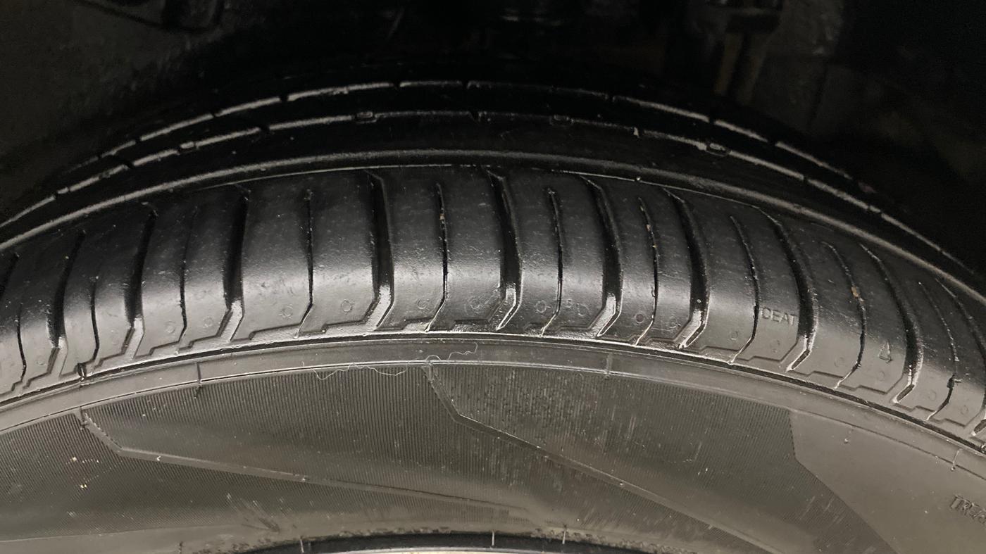 2019 Tata NEXON XZ PLUS PETROL, Petrol, Manual, 68,834 km, Left Rear Tyre Tread