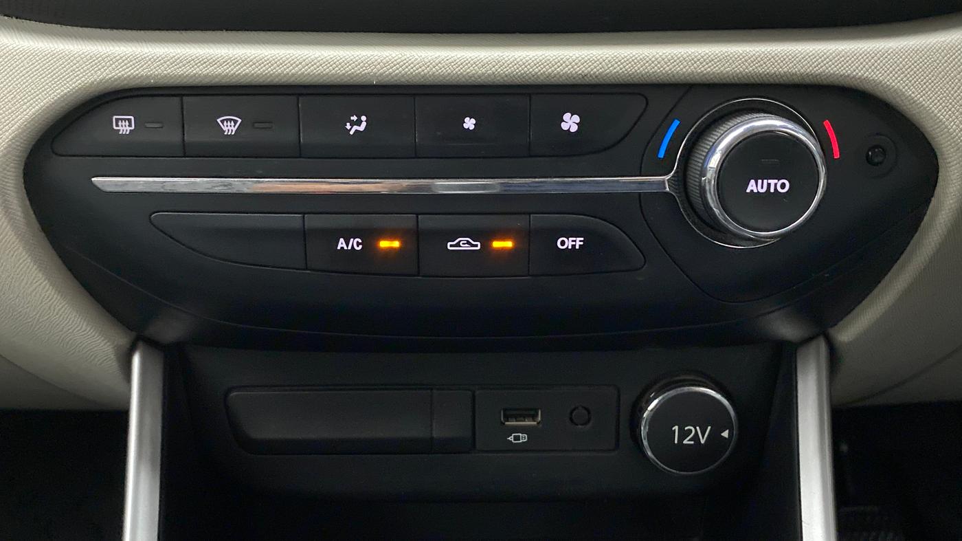 2021 Tata ALTROZ XZ DIESEL, Diesel, Manual, 91,115 km, Automatic Climate Control