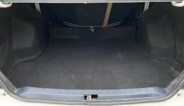 2017 Toyota Etios GD, Diesel, Manual, 51,905 km, Boot Inside