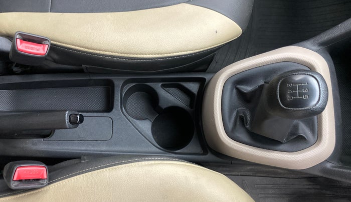 2019 Hyundai Grand i10 ERA 1.2 KAPPA VTVT, Petrol, Manual, 45,623 km, Gear Lever