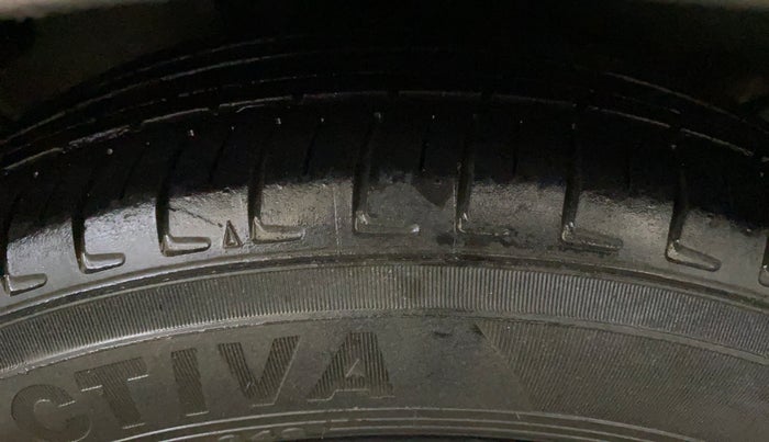 2019 Tata Tiago XZ PLUS PETROL, CNG, Manual, 1,15,772 km, Right Rear Tyre Tread