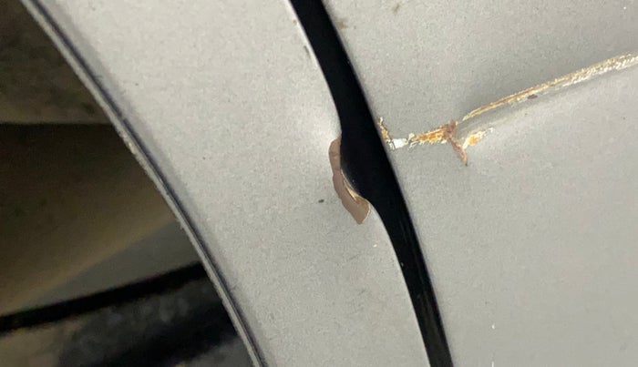 2015 Maruti Wagon R 1.0 VXI, CNG, Manual, 84,483 km, Right quarter panel - Slightly rusted