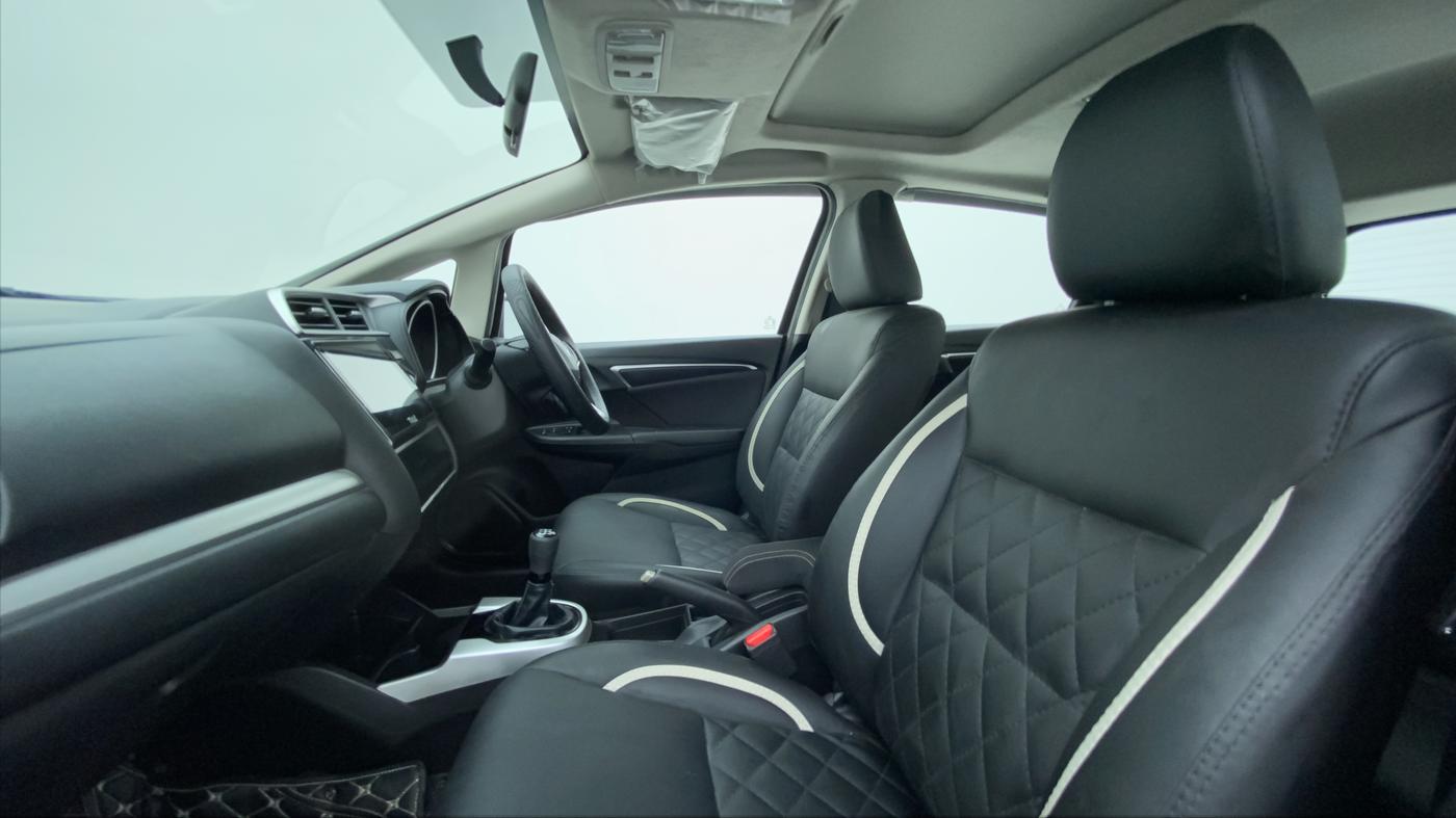 2022 Honda WR-V 1.2 i-VTEC VX MT, Petrol, Manual, 3,110 km, Right Side Front Door Cabin