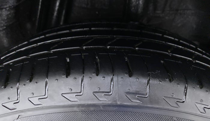 2022 Honda WR-V 1.2 i-VTEC VX MT, Petrol, Manual, 3,110 km, Left Rear Tyre Tread