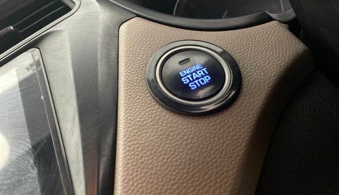 2015 Hyundai Elite i20 ASTA 1.2, CNG, Manual, 1,04,472 km, Keyless Start/ Stop Button