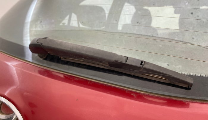 2015 Hyundai Elite i20 ASTA 1.2, CNG, Manual, 1,04,472 km, Rear Wiper