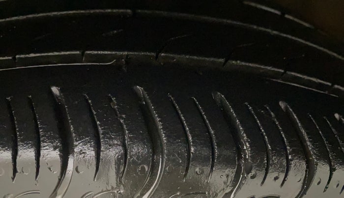 2018 Honda Jazz 1.2L I-VTEC V CVT, Petrol, Automatic, 42,536 km, Left Front Tyre Tread