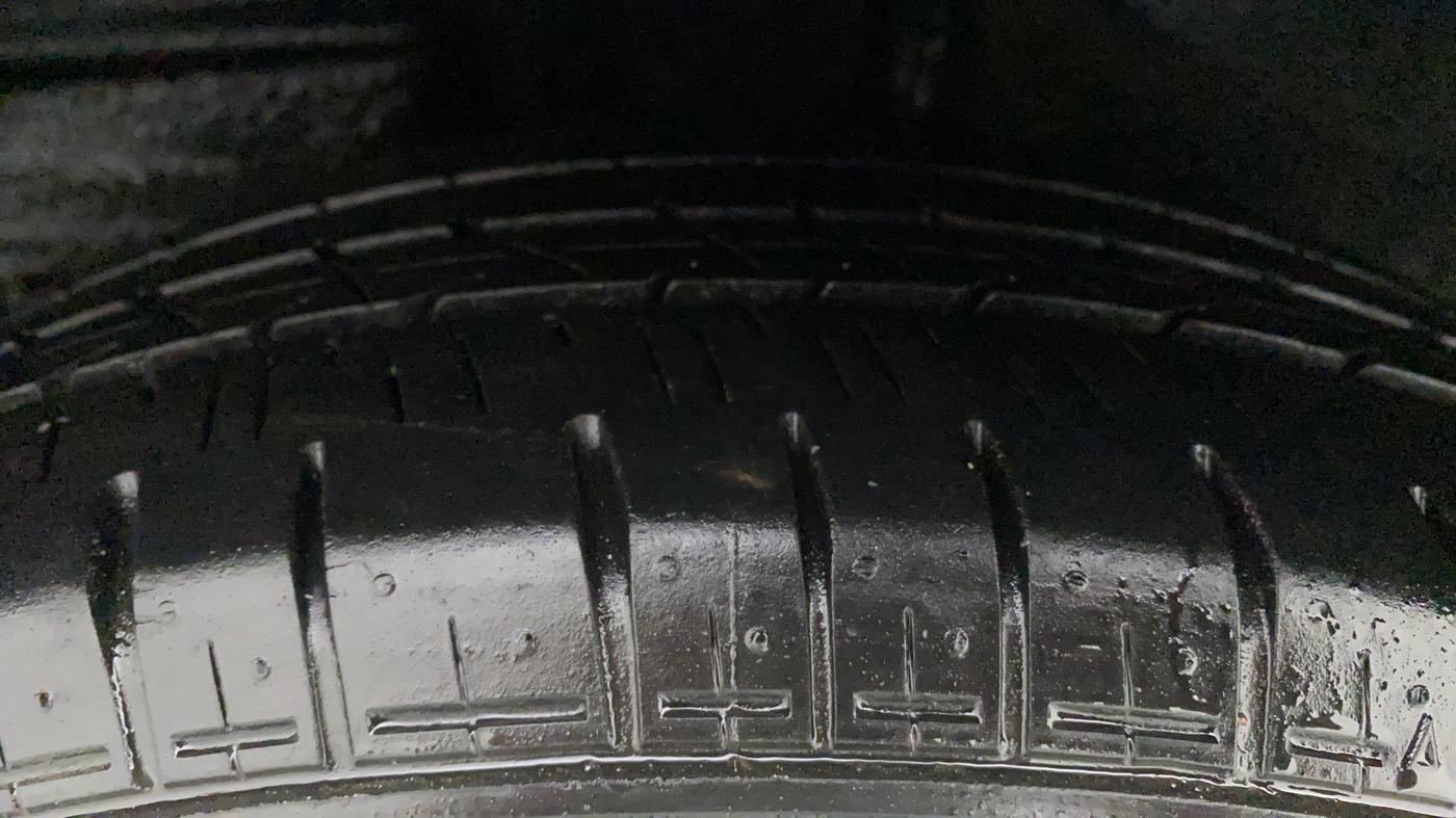 2013 Honda Accord 2.4 MT, Petrol, Manual, 98,550 km, Right Rear Tyre Tread