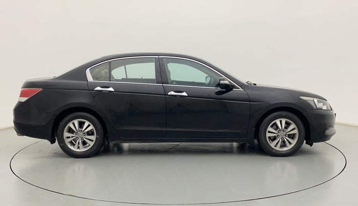 2013 Honda Accord 2.4 MT, Petrol, Manual, 98,550 km, Right Side View