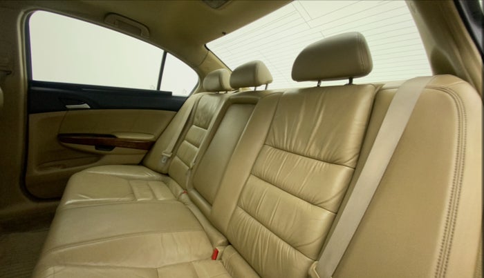 2013 Honda Accord 2.4 MT, Petrol, Manual, 98,550 km, Right Side Rear Door Cabin