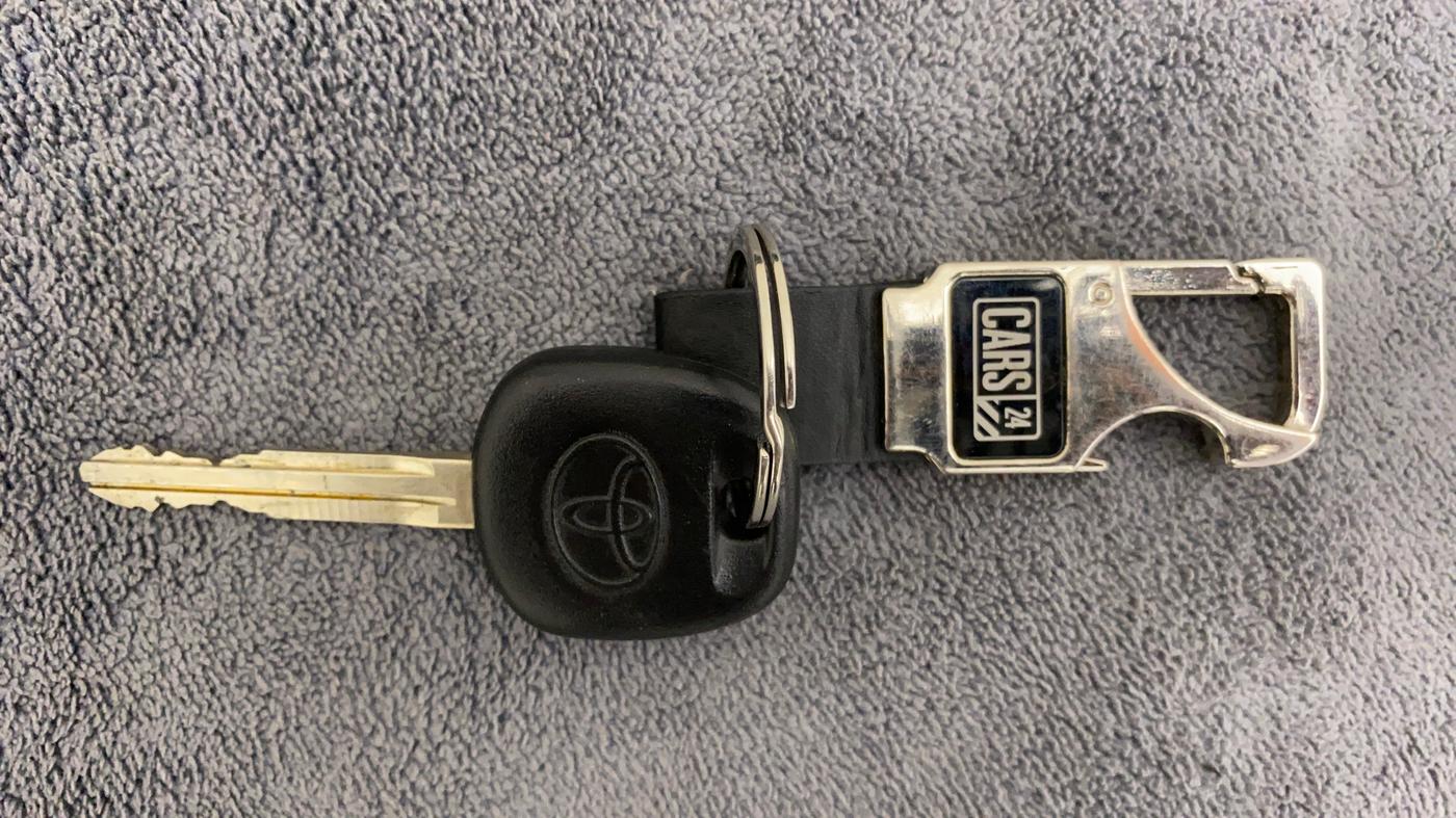 2011 Toyota Etios VX, Petrol, Manual, 71,433 km, Key Close Up