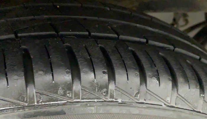 2019 Hyundai GRAND I10 NIOS SPORTZ AMT 1.2 KAPPA VTVT, Petrol, Automatic, 22,401 km, Right Rear Tyre Tread