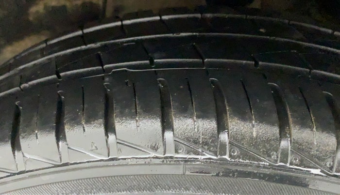 2019 Hyundai GRAND I10 NIOS SPORTZ AMT 1.2 KAPPA VTVT, Petrol, Automatic, 22,401 km, Left Rear Tyre Tread