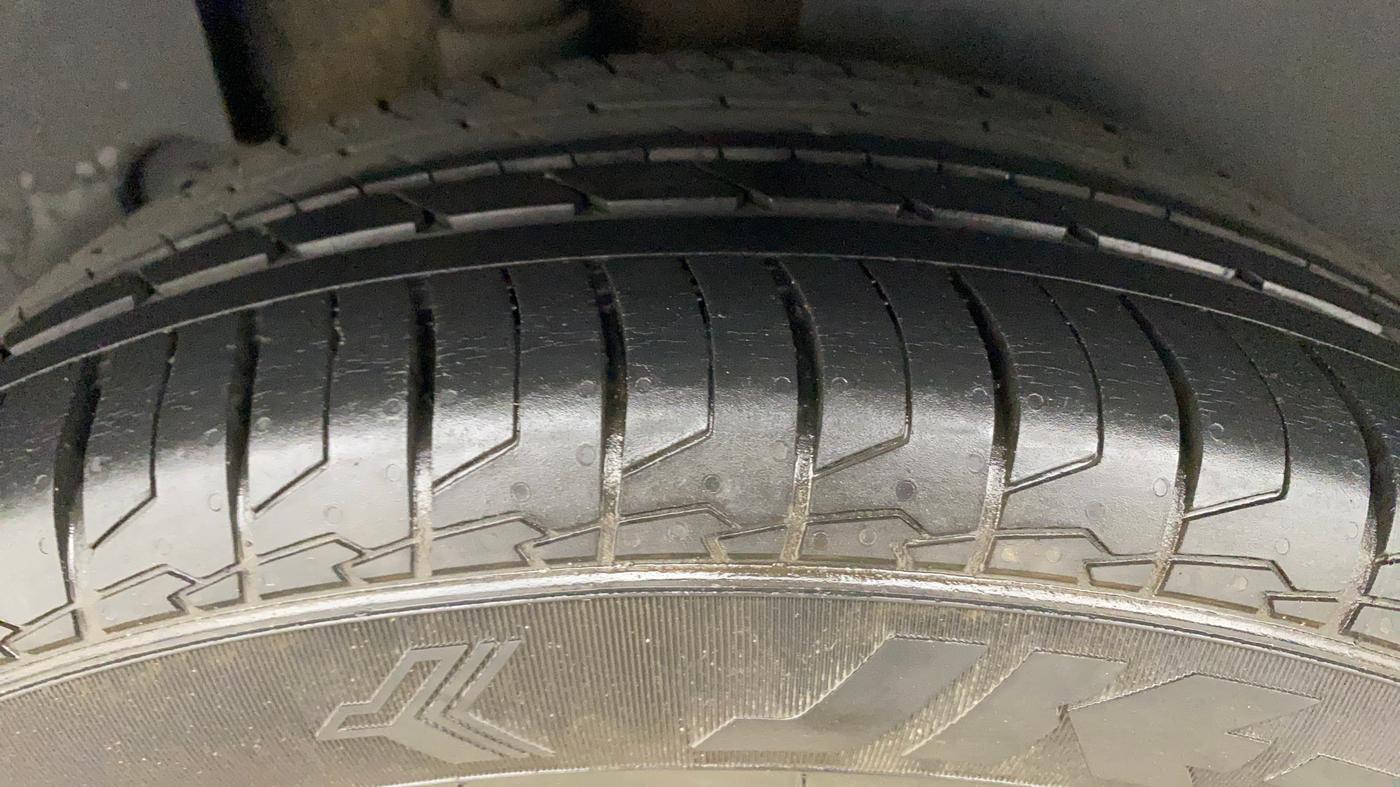 2022 KIA SELTOS HTX 1.5 PETROL, Petrol, Manual, 15,691 km, Right Rear Tyre Tread
