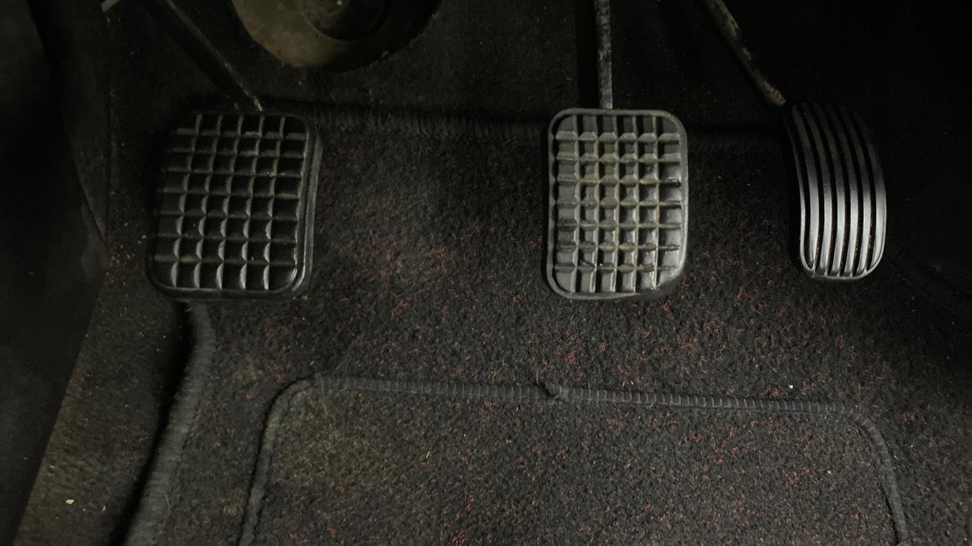 2015 Tata Bolt XT QUADRAJET, Diesel, Manual, 1,16,007 km, Pedals