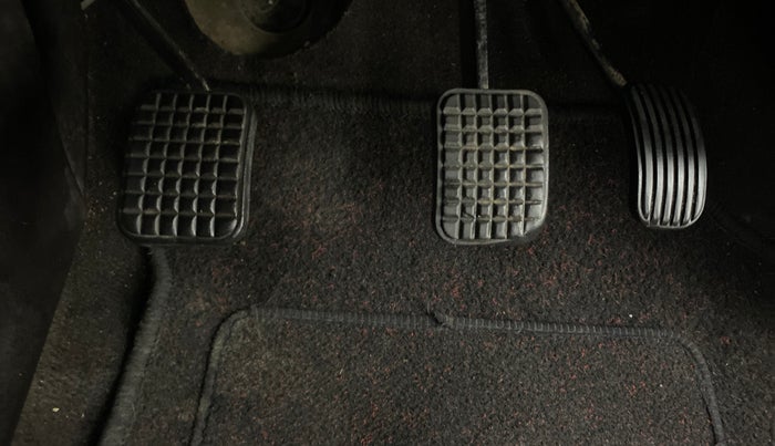 2015 Tata Bolt XT QUADRAJET, Diesel, Manual, 1,16,007 km, Pedals