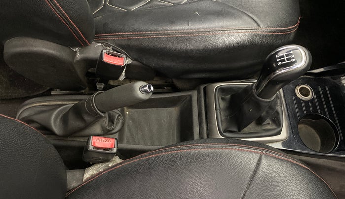 2015 Tata Bolt XT QUADRAJET, Diesel, Manual, 1,16,007 km, Gear Lever