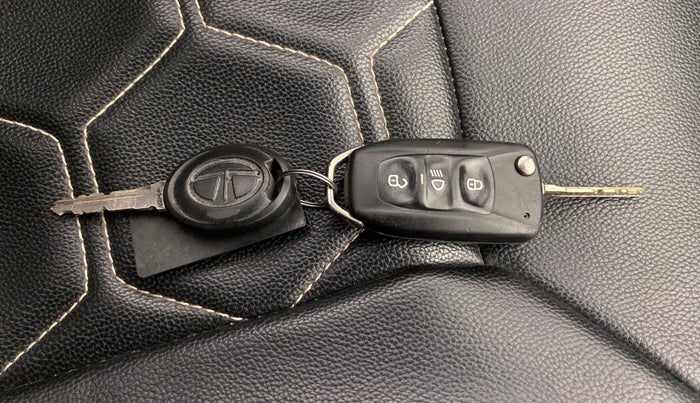 2015 Tata Bolt XT QUADRAJET, Diesel, Manual, 1,16,007 km, Key Close Up