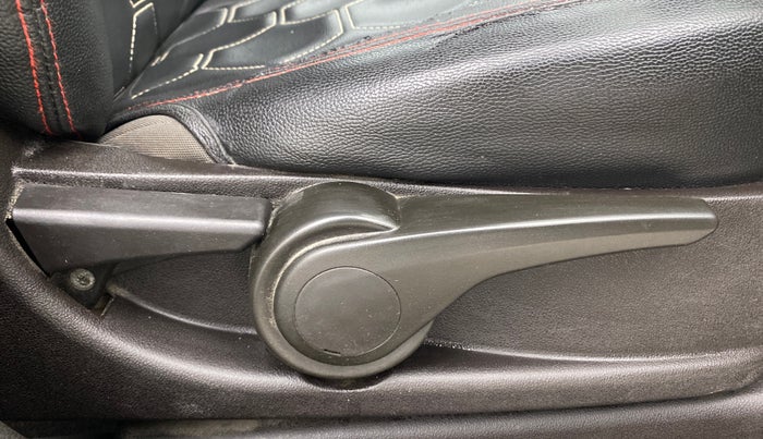 2015 Tata Bolt XT QUADRAJET, Diesel, Manual, 1,16,007 km, Driver Side Adjustment Panel