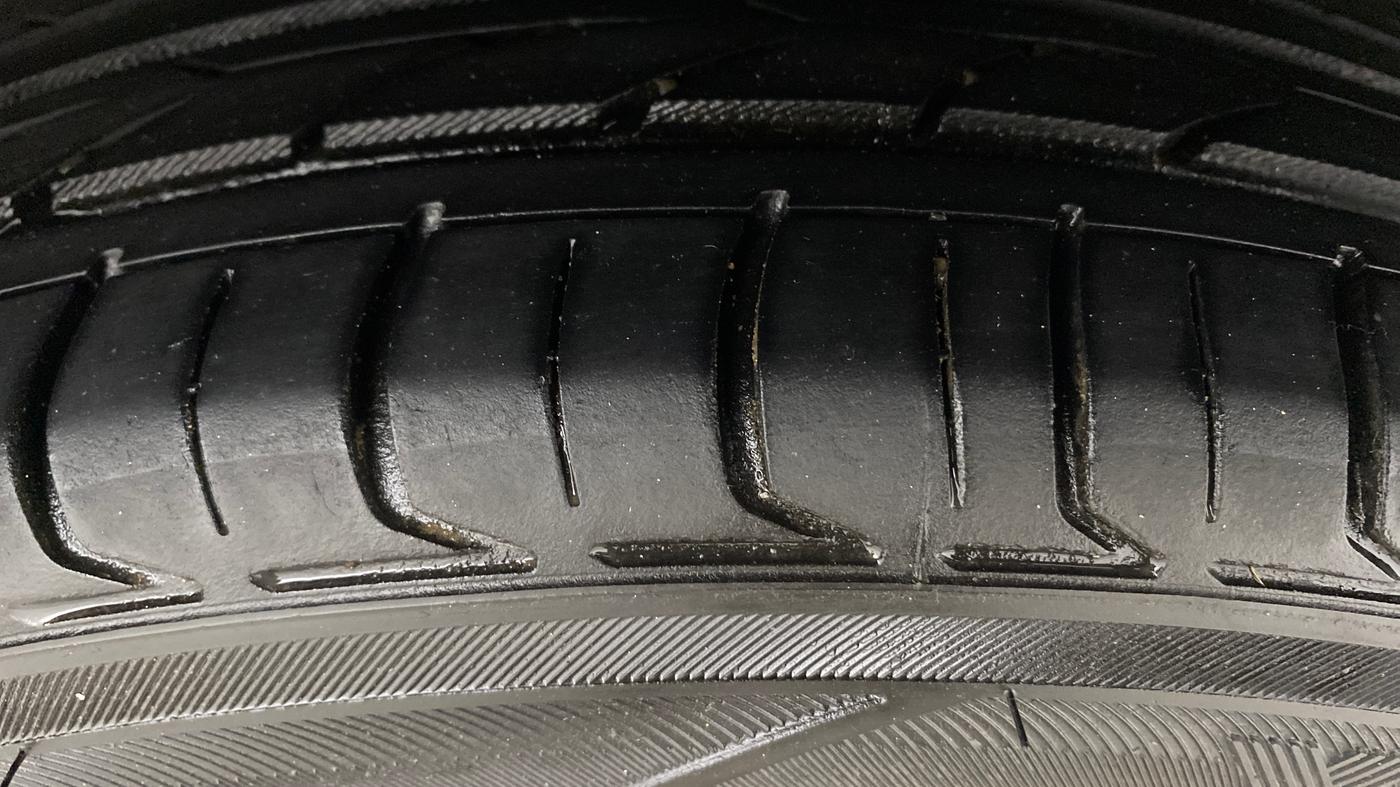 2015 Tata Bolt XT QUADRAJET, Diesel, Manual, 1,16,007 km, Left Rear Tyre Tread