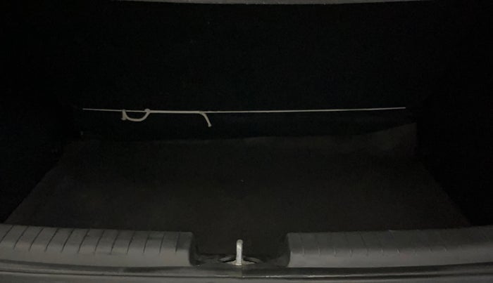 2017 Hyundai Elite i20 ASTA 1.2, Petrol, Manual, 13,773 km, Boot Inside