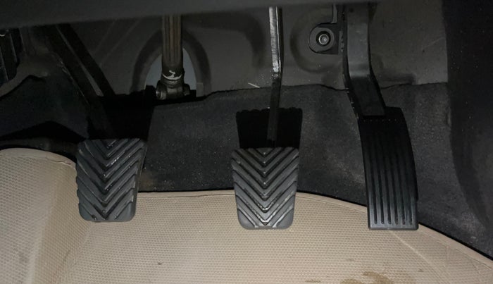 2017 Hyundai Elite i20 ASTA 1.2, Petrol, Manual, 13,773 km, Pedals