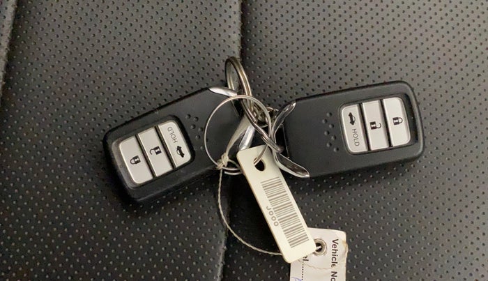 2019 Honda Amaze 1.2L I-VTEC VX, Petrol, Manual, 84,520 km, Key Close Up