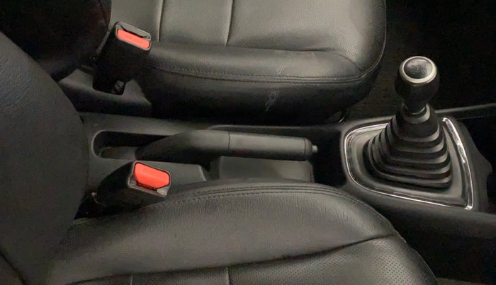 2019 Honda Amaze 1.2L I-VTEC VX, Petrol, Manual, 84,520 km, Gear Lever