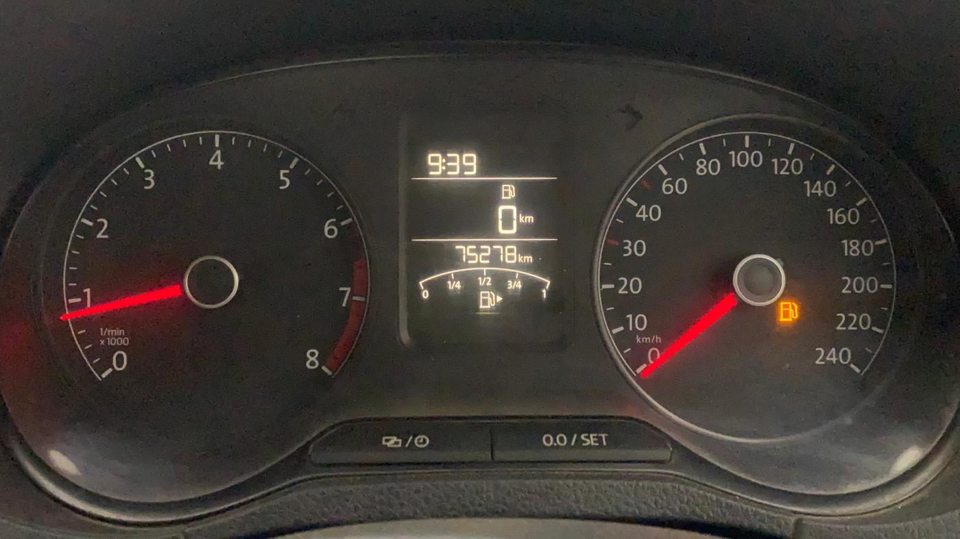 2016 Volkswagen Ameo HIGHLINE1.2L, Petrol, Manual, 76,633 km, Odometer Image