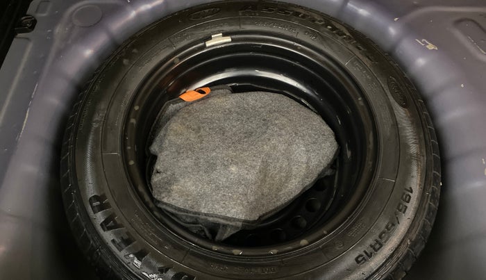 2021 Hyundai VENUE SX 1.5 CRDI, Diesel, Manual, 1,15,100 km, Spare Tyre