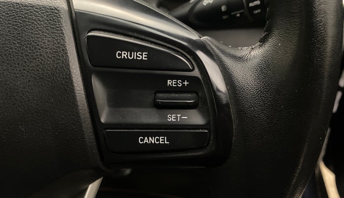 2021 Hyundai VENUE SX 1.5 CRDI, Diesel, Manual, 1,15,100 km, Adaptive Cruise Control