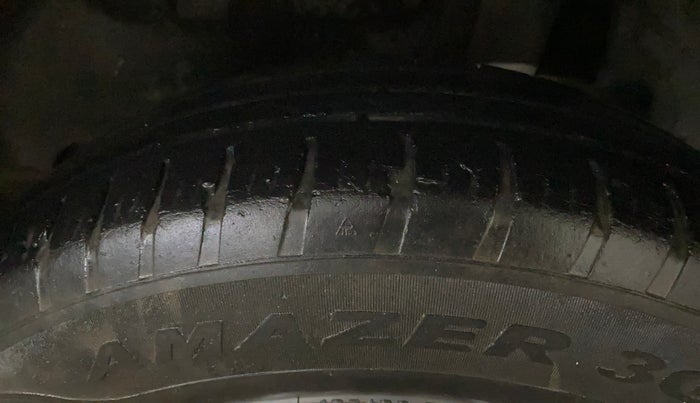 2020 Maruti Swift LXI, Petrol, Manual, 59,912 km, Left Rear Tyre Tread