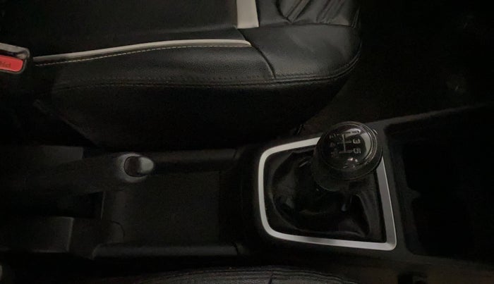 2020 Maruti Swift LXI, Petrol, Manual, 59,912 km, Gear Lever