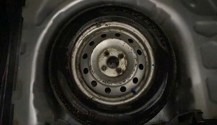 2020 Maruti Swift LXI, Petrol, Manual, 59,912 km, Spare Tyre